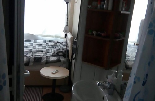 Bayrampasa Apartment | Inviting Studio Apartment in Taksim with Breakfast & Kitchen