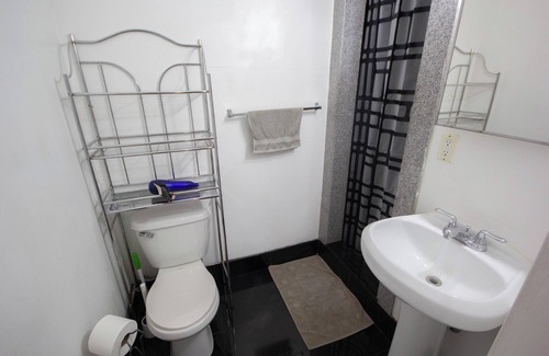 Koreatown Apartment | Amazing studio with 2 bunk beds-twin over twin in vibrant New York Midtown