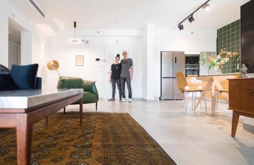 Be'er Ya'akov Apartment | Charming Suite in the Heart of the Country Awaits You