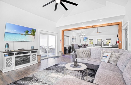 Sunrise Beach House | Unforgettable Sunset Lake Views with Hot Tub & Huge Deck