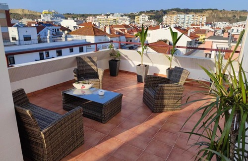 Costa de Caparica Apartment | Exceptional Oceanfront Stay at Amazing Terrace Costa da Caparica