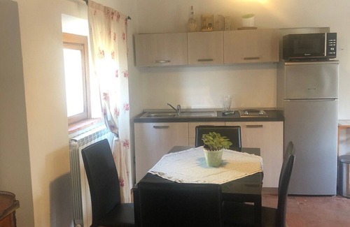 Pieve Santo Stefano Apartment | Discover the Amazing Tower: Pet-Friendly with Breakfast