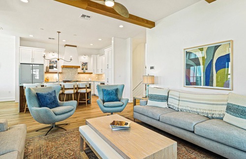 Port Aransas House | Amazing vacation home w/access to Palmilla Resort pool, golf, & beach
