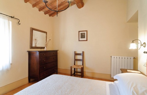 Monticchiello Other | Scenic 3-Bedroom Villa with Pool & A/C in Pienza
