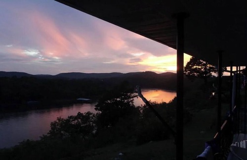 Eagle Rock House | Scenic Escape with Boat Slip at Eagle Rock Marina