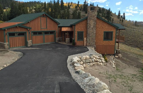 Angler Mountain Ranch House | Scenic Mountain Retreat in a Private Neighborhood