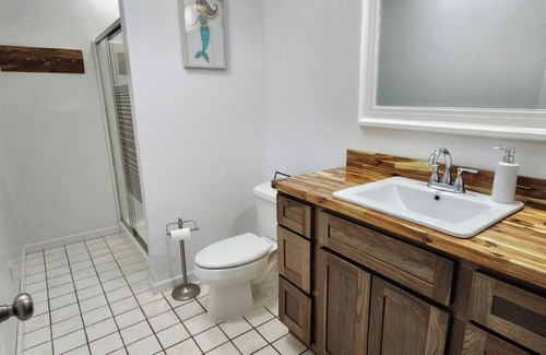 Valdez Bed & Breakfast | Unforgettable Ocean and Mountain Views in a Natural Oasis