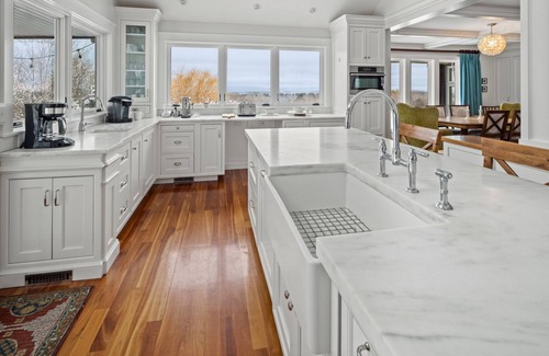 South Burlington House | Scenic Retreat Near UVM with Pool and Hot Tub Access