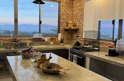 El Sargento Villa | Stunning Views in a Pet-Friendly Oasis for Families