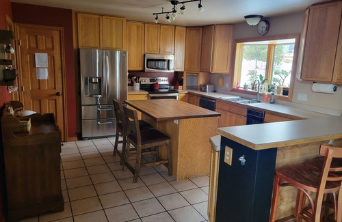 Dillon House | Inviting Mountain Lake Chalet Steps from Amphitheater & Marina