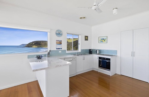 Eastern View House | Unforgettable Ocean Views in Summar - Pet Friendly!