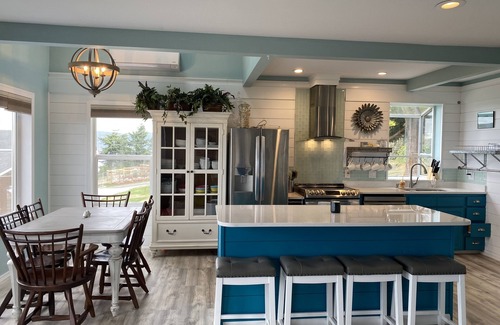 Diamond Point House | Stunning Oceanfront Retreat with Amazing Views - 9.8 Rated
