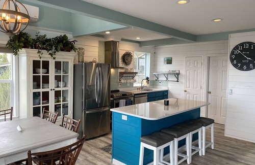 Diamond Point House | Stunning Oceanfront Retreat with Amazing Views - 9.8 Rated