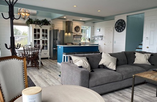 Diamond Point House | Stunning Oceanfront Retreat with Amazing Views - 9.8 Rated
