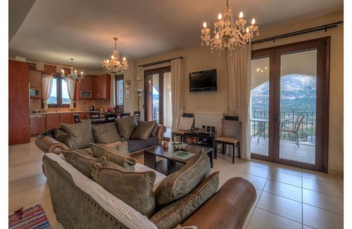 Amari Villa | Amazing Villa Amare with Stunning Views