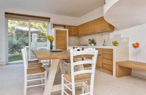 Zaton Villa | Beachside Villa Ele with Ocean View and Private Pool