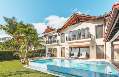 Puerto Bahia Villa | Ocean View Villa with Pool and Spa in Samana C8