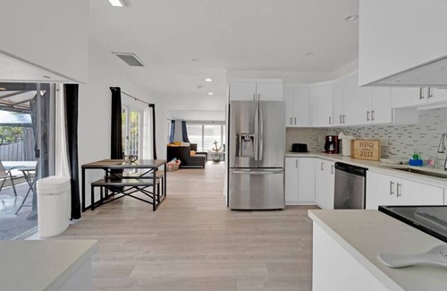 North Central Hollywood House | Amazing Waterfront Pool Home