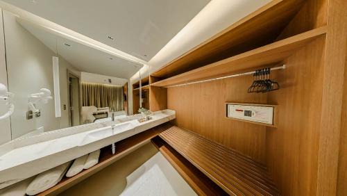 Do Bau Hotel | Relax at Amazon Taiamã Hotel: Oceanfront Retreat Awaits