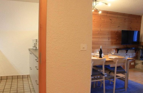 Villars-sur-Ollon Apartment | Lake View Retreat: Ambassadeur 15 with Spa & Breakfast