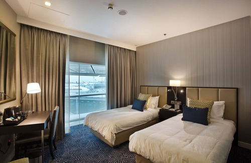 Changi Hotel | Comfortable Ambassador Transit Hotel at Terminal 3