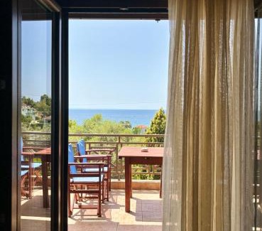 Paradhisos Villa | Seaview Villas with Pool at Ambelos Village - Pet Friendly