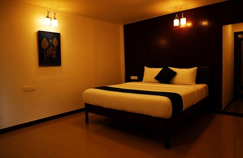 Ooty Bed & Breakfast | Amber by The Tamarillo