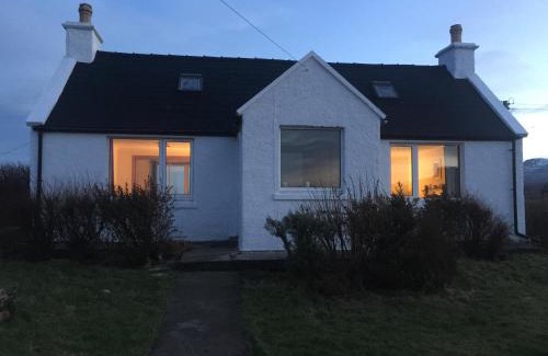 Staffin House | Discover Amber's Cottage: Family-Friendly Retreat Awaits