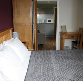 Newmarket Apartment | Discover Amberleigh House Annex: Guest Rated 10/10