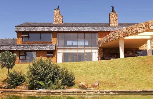 Dullstroom Cabin | Experience Amberley Mountain Reserve: Pet-Friendly Retreat