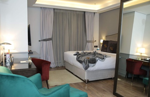 Gulberg Hotel | Elegant Ambiance Boutique Art Hotel in Lahore Awaits You