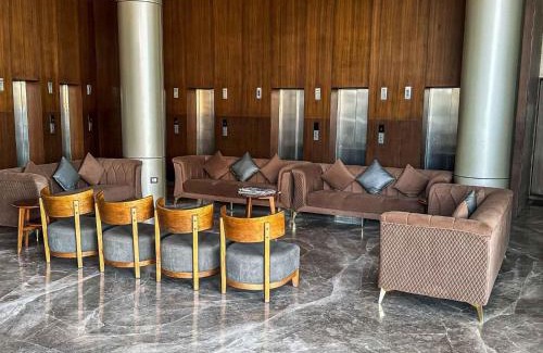 Dumas Hotel | Cozy Ambition Studio Apartment with Pool and Dining Options