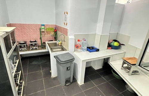 Ambon House | Budget-Friendly Ambon Residence Syariah with Breakfast & Child Care