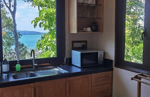 Pantai Tengah Resort | Discover Ambong Rainforest Retreat: Rated 9.6 with Spa & Pool