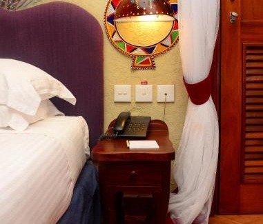 Amboseli Hotel | Explore Amboseli Serena Safari Lodge: 4-Star Oasis Awaits