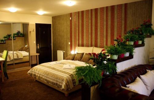 Kazincbarcika Bed & Breakfast | Discover Ambrózia Étterem és Panzió: 4-Star Comfort Awaiting