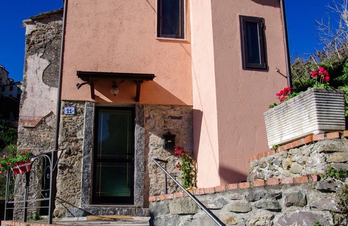 Ameglia House | Discover Holiday House: Scenic Stay Near Cinque Terre