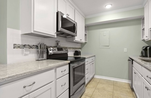Fernandina Beach Condo | Family-Friendly Amelia Island Condo Near Beach & Pool