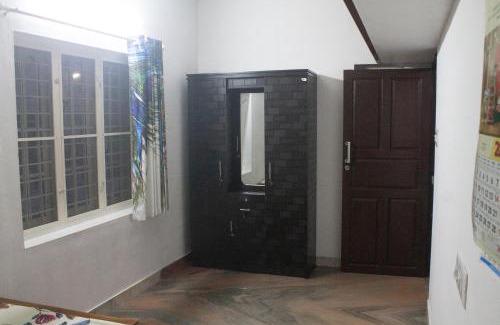 Kochi House | Budget-Friendly Stay at Amelia's Homestay for Families