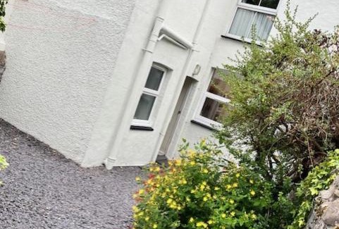 Beaumaris House | Relaxing Amelie Cottage: Pet-Friendly with Ocean Views