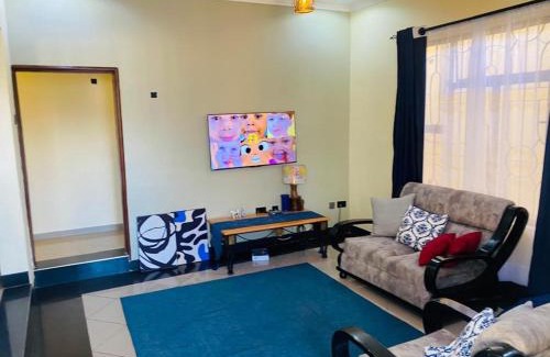 Manyoni House | Amellies Home Safari