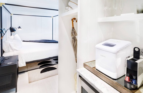 Greenport Hotel | Discover American Beech in Greenport - King Suite Retreat