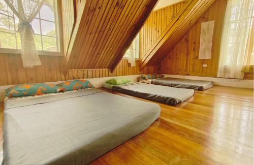Sagada Hotel | American Style Cabin at CARL INN