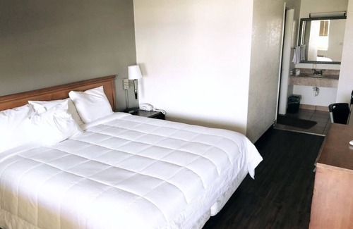 Princess Anne Hotel | Affordable Stay at Americas Best Value Inn Princess Anne