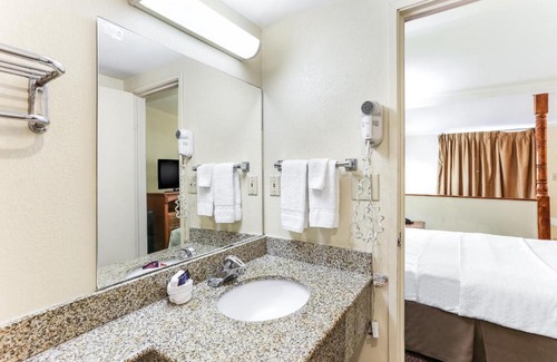 El Centro Hotel | Discover Americas Best Value Inn & Suites in El Centro