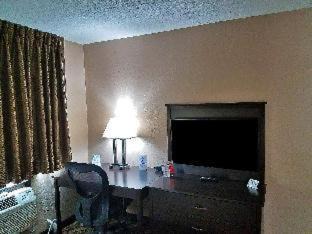 Bismarck Hotel | Pet-Friendly Stay at Americas Best Value Inn Bismarck
