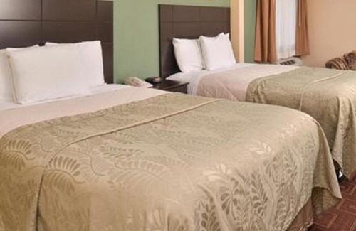 Baytown Hotel | Budget-Friendly Stay at Americas Best Value Inn-Baytown