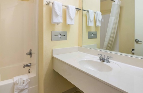 Clayton Hotel | Comfortable Stay at Americas Best Value Inn Clayton