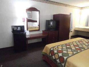 Candler-McAfee Hotel | Family-Friendly Retreat at Americas Best Value Inn - Decatur