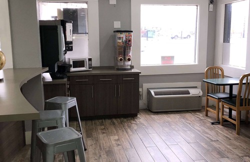 Garland Hotel | Budget-Friendly Stay at Americas Best Value Inn Garland